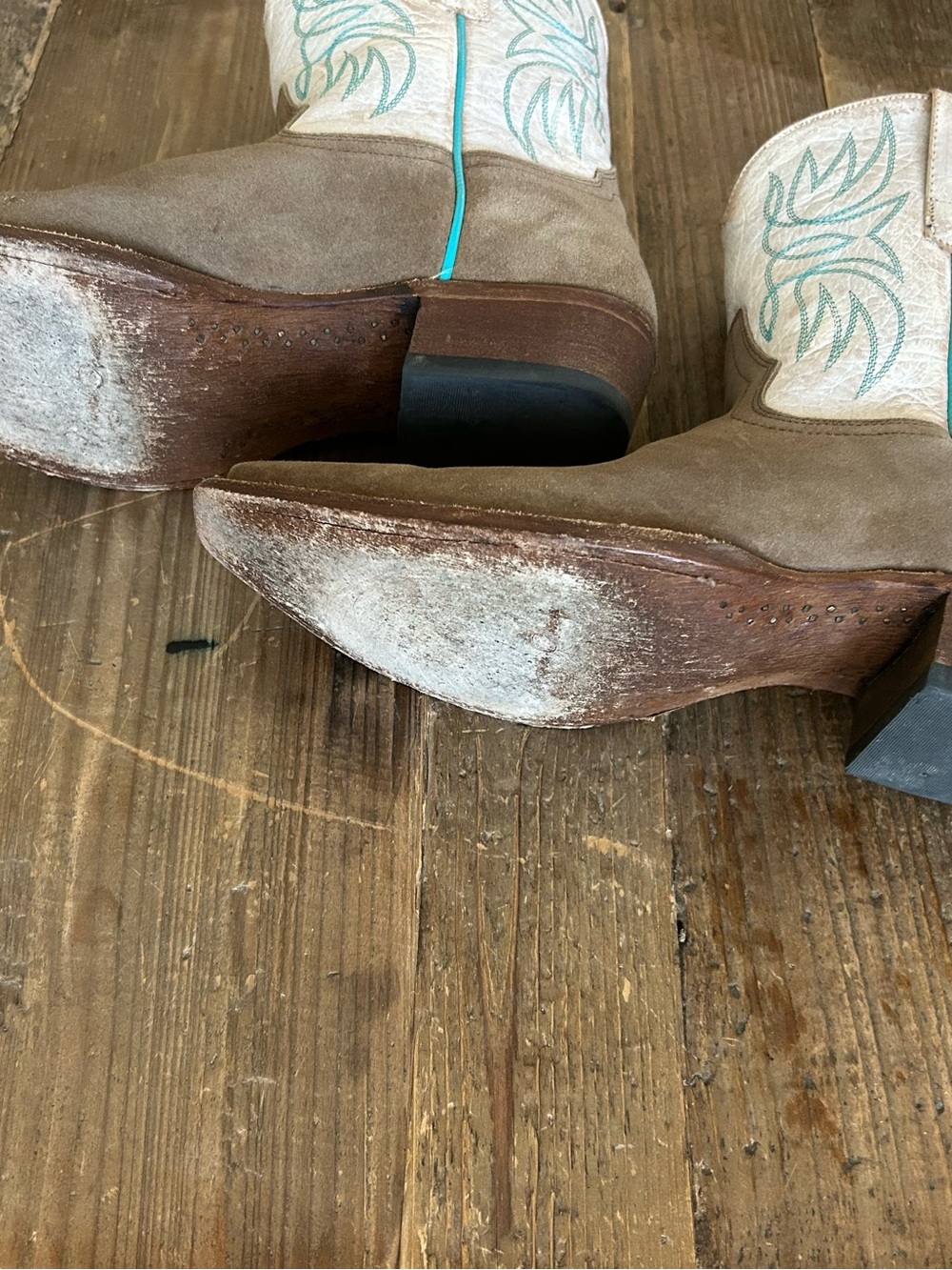 Macie Bean Boots Women's Taupe Suede Western Cowboy Boots with Embroidered Shaft - Picture 4 of 9